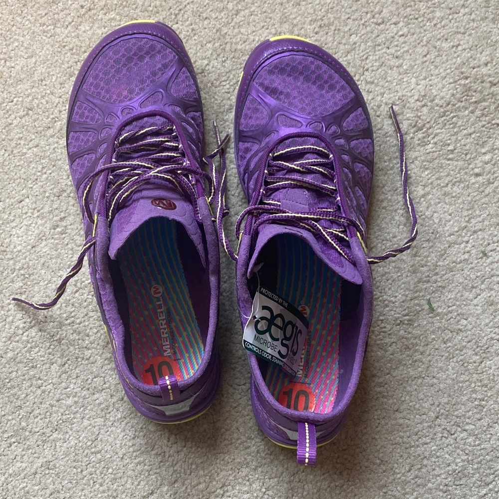 Merrell Women's Vibrant Purple Athletic Shoes